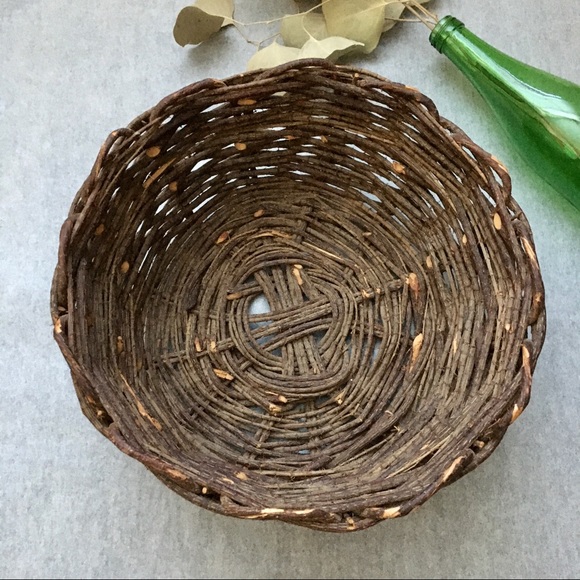 LP Vintage 70s Vines Basket Scalloped Edge